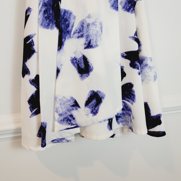 Lulus Blue Seeing Chic Floral Print Dress Fit & Flare Racerback Small a1404 - Picture 6 of 14